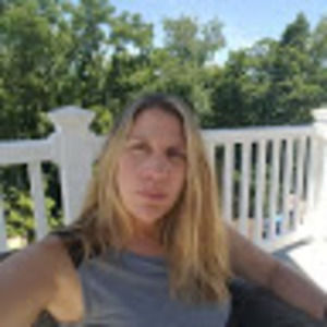 Meet your Posher, Dana